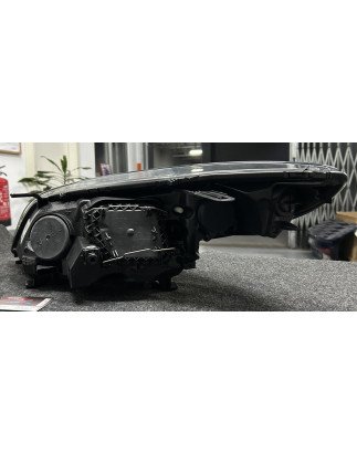 Ótica Direita	Renault Megane III