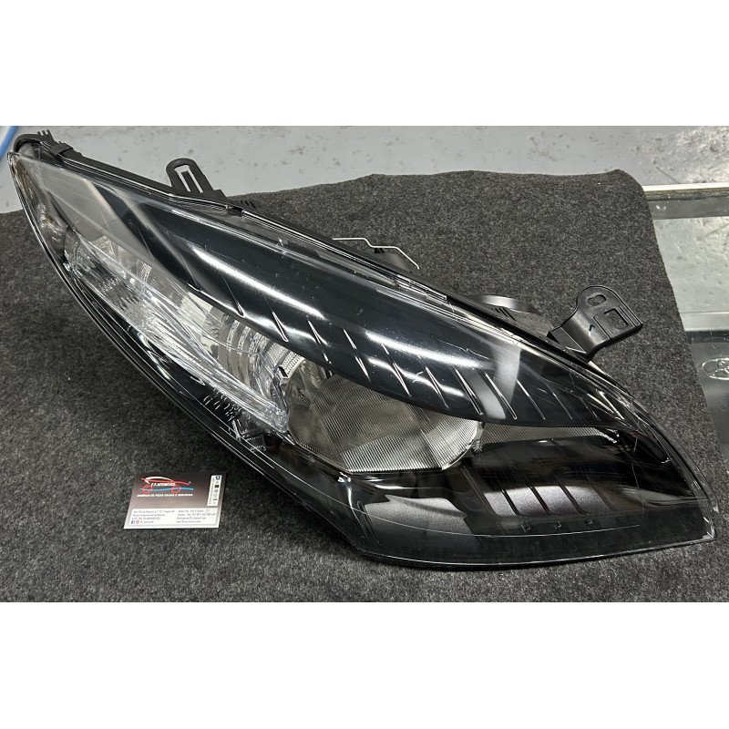 Ótica Direita	Renault Megane III