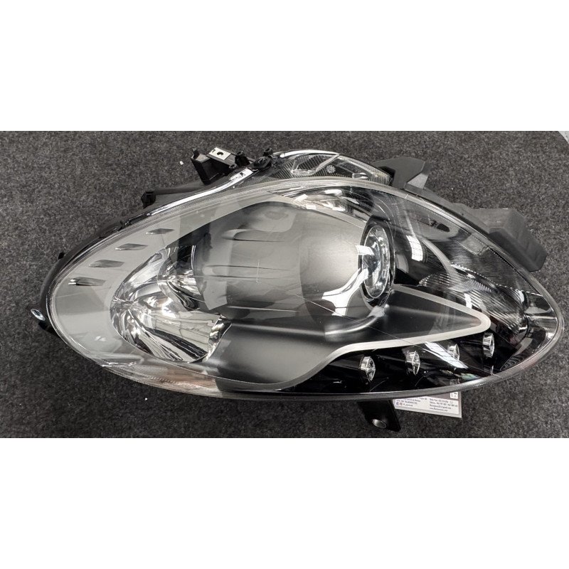 Ótica Esquerda	Alfa Romeo Giulietta (940)