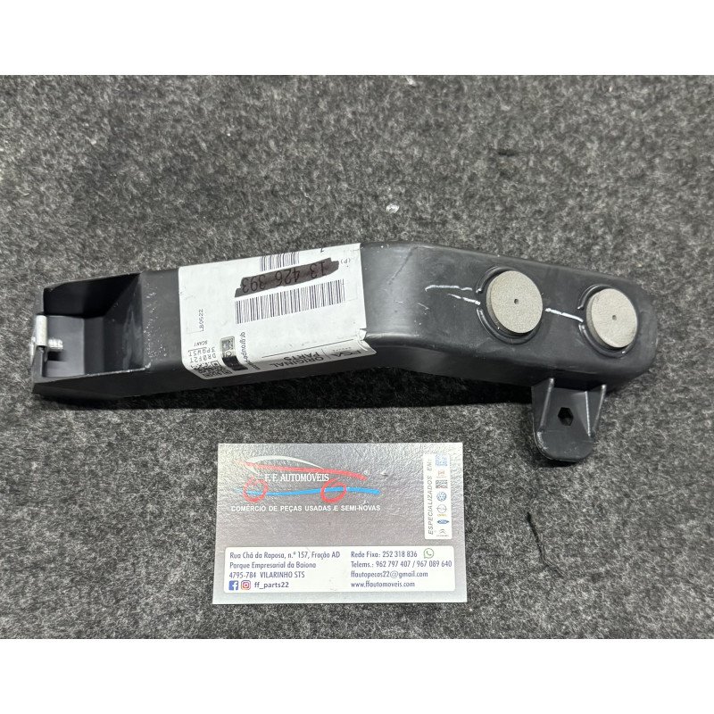 Suporte Esquerdo Parachoques Traseiro	Opel Astra K