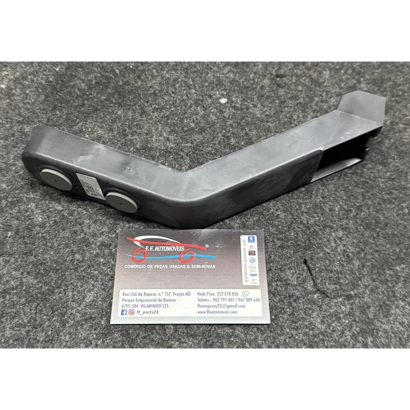 Suporte Direito Parachoques Traseiro	Opel Astra K