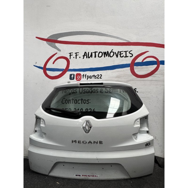 Tampa Da Mala Renault Megane III Grandtour Tampa Da Mala Renault Megane III Grandtour