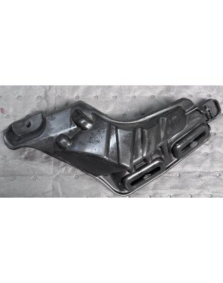 Citroen C3 III / C3 Aircross Suporte Guarda Lamas Direita