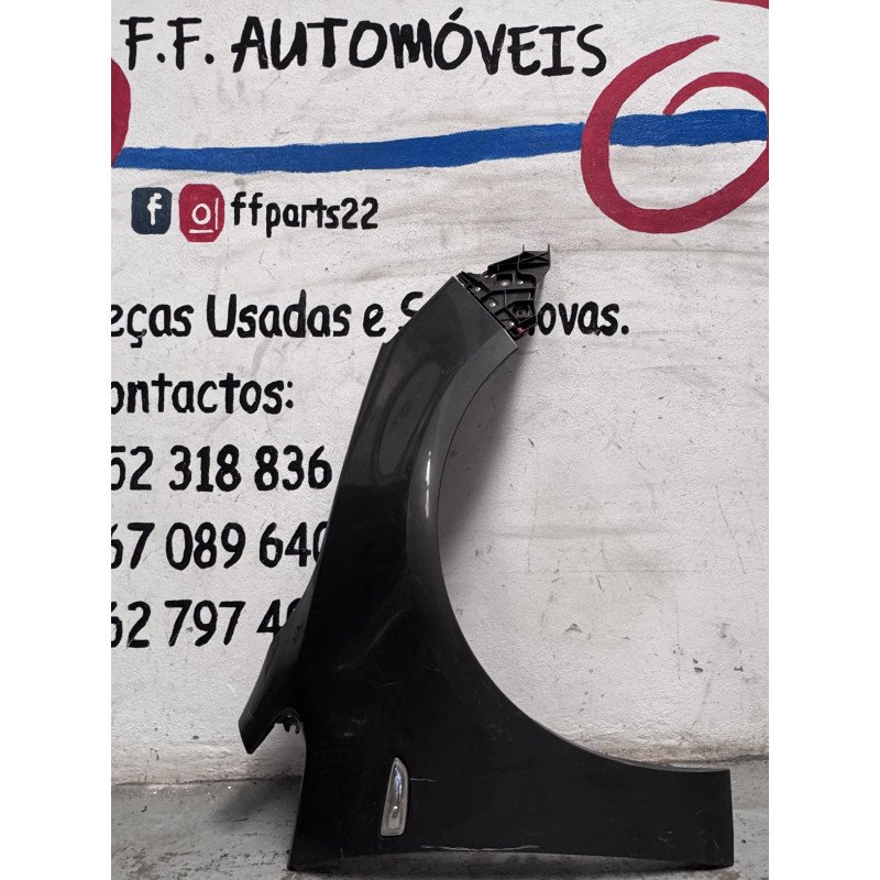 Opel Astra J Guarda Lamas Direito