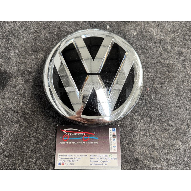 Simbolo Frente	Volkswagen Passat B8