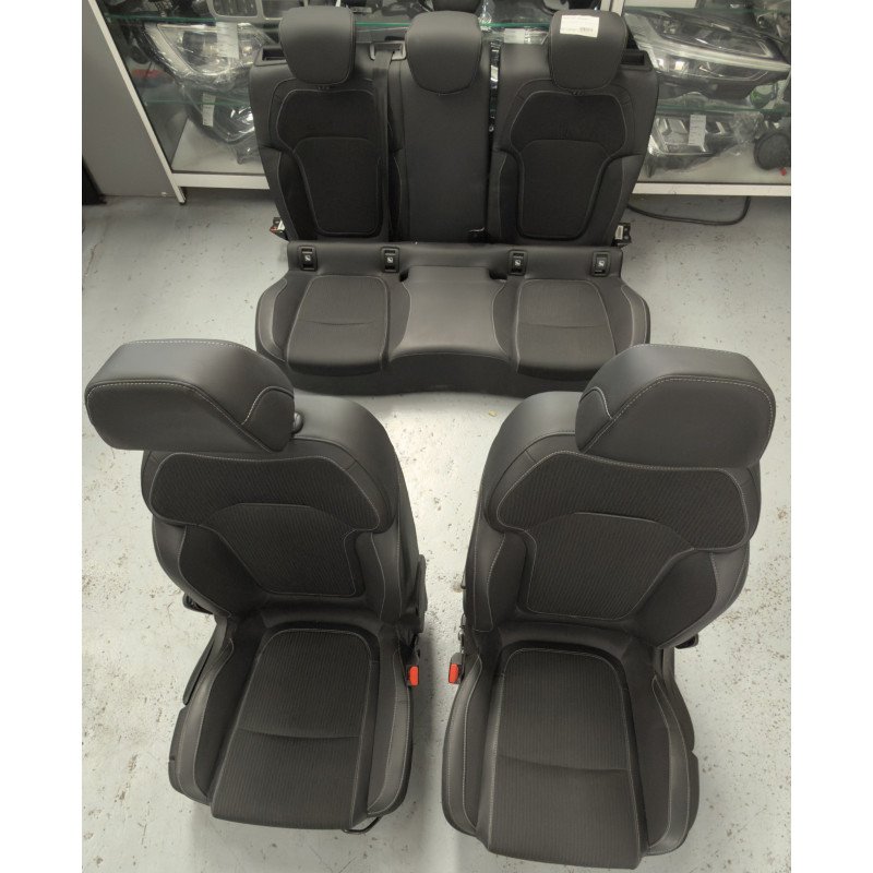 Megane IV Break Fase II Conjunto Bancos