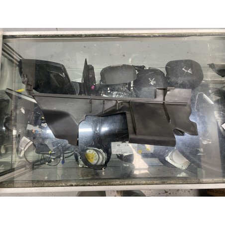 Renault Megane III (Plastico) Convergente Esquerdo