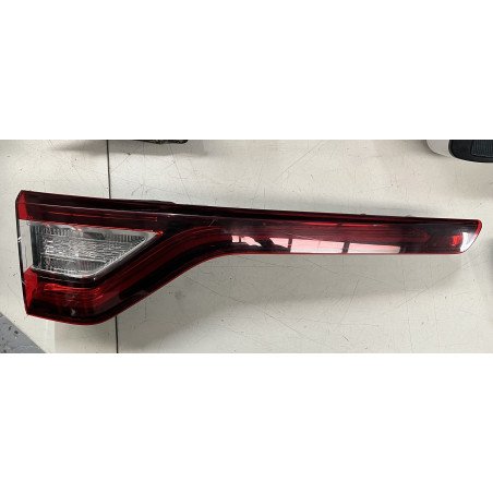 Renault Megane IV Farolim Mala Esquerdo