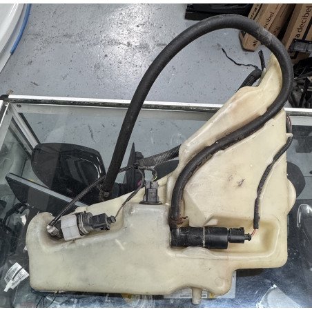 Audi A5 Deposito Limpa Vidros