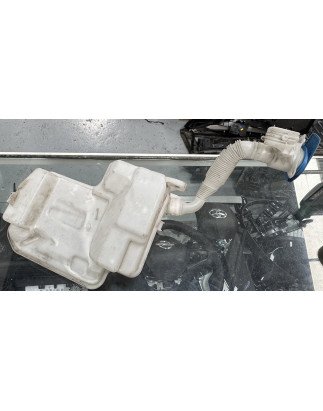 Audi A3 8V Deposito Limpa Vidros