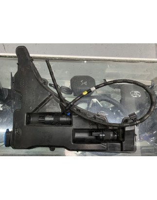Audi A4 Deposito Limpa Vidros