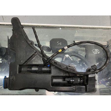Audi A4 Deposito Limpa Vidros