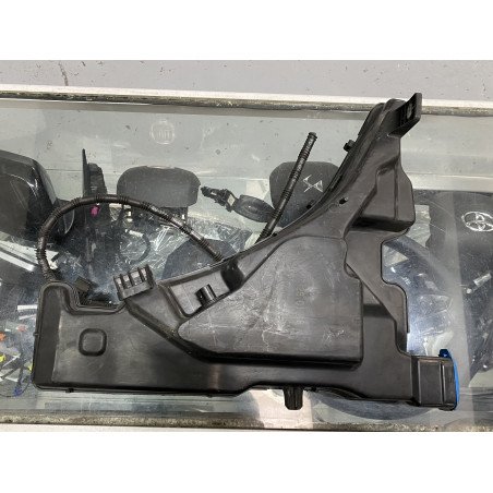 Audi A4 Deposito Limpa Vidros