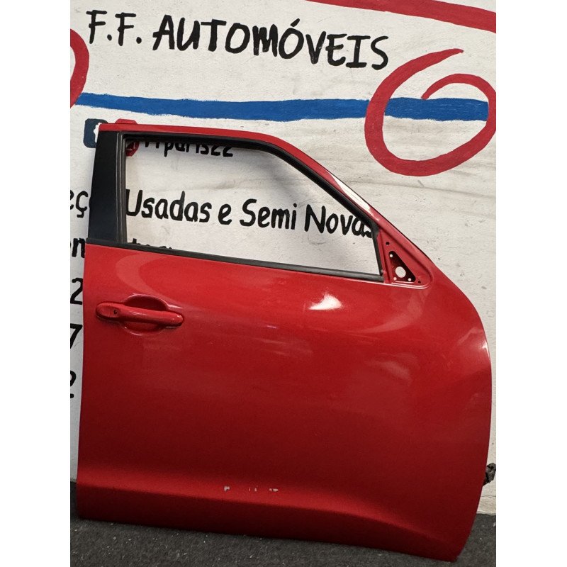 Porta Frente Direita	Nissan Juke F15
