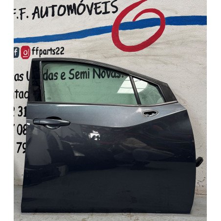 Nissan Micra K14 Porta Frente Direita