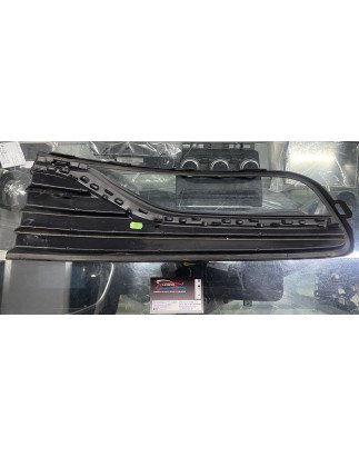 Volkswagen Polo V 6R Grelha Farol Nevoeiro Direita