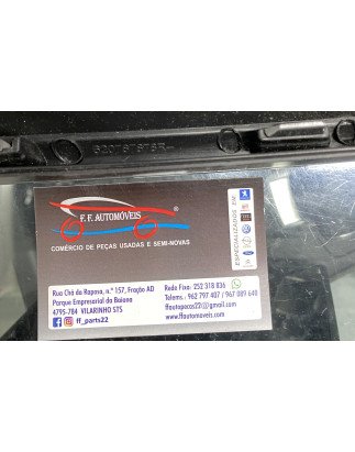 Renault Clio IV Friso Frontal