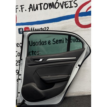Porta Trás Direita	Renault Megane IV