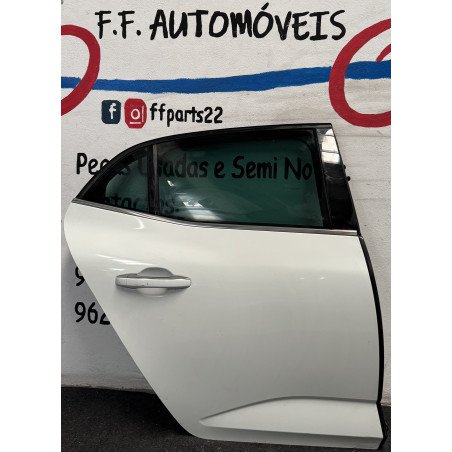 Porta Trás Direita	Renault Megane IV