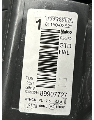 Toyota Auris (_E18_) Otica Esquerda