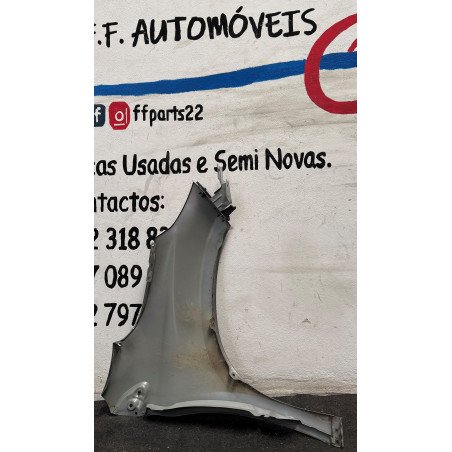 Peugeot 2008 I Guarda Lamas Esquerdo