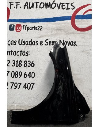Mercedes Benz Classe B W246 Guarda Lamas Esquerdo