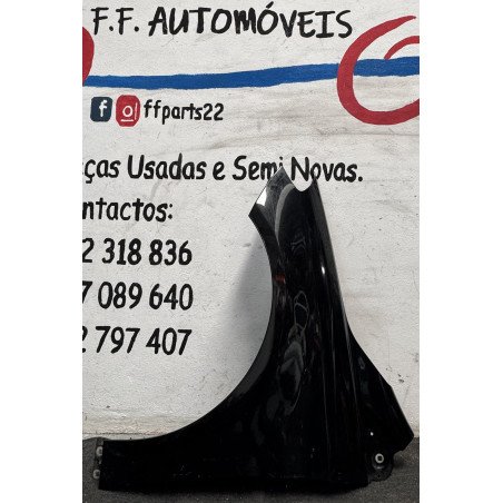 Mercedes Benz Classe B W246 Guarda Lamas Esquerdo