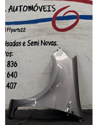 Renault Clio III Guarda Lamas Esquerdo
