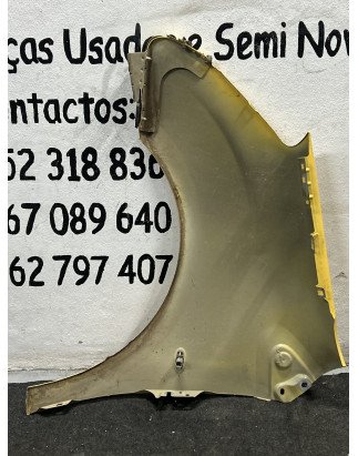 Citroen Berlingo B9  Guarda Lamas Direito