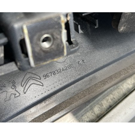 Peugeot 2008 I Aileron
