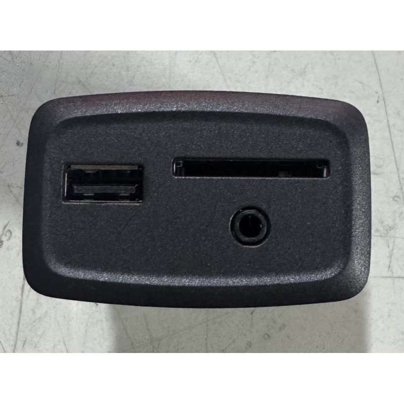 Renault Captur / Clio iIV / Zoe USB
