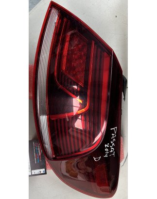 Volkswagen Passat CC Farolim Direito