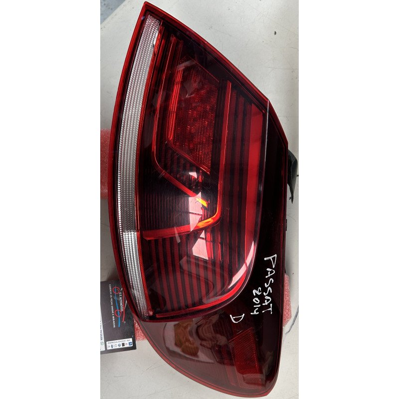 Volkswagen Passat CC Farolim Direito