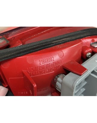 Audi A4 Avant B8 8K Farolim Direito