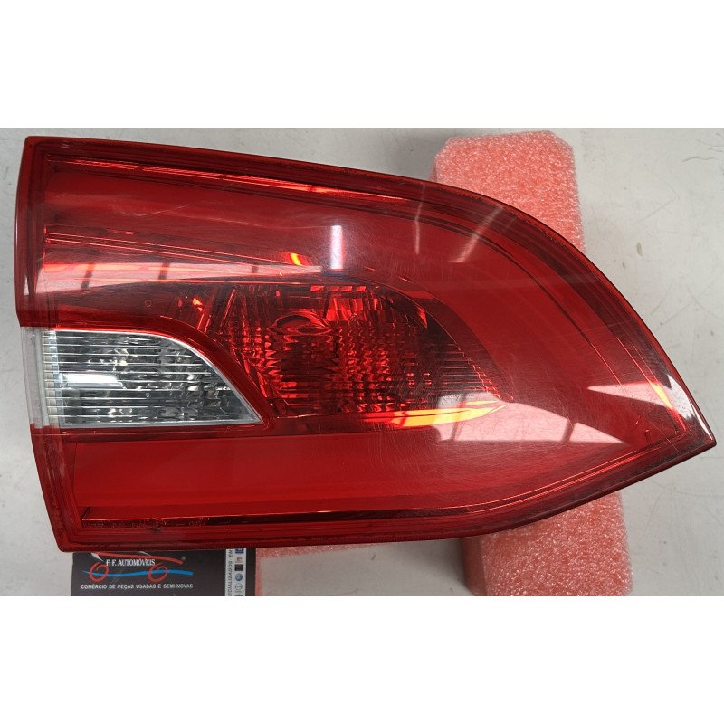 Peugeot 308 II SW Farolim Esquerdo Mala