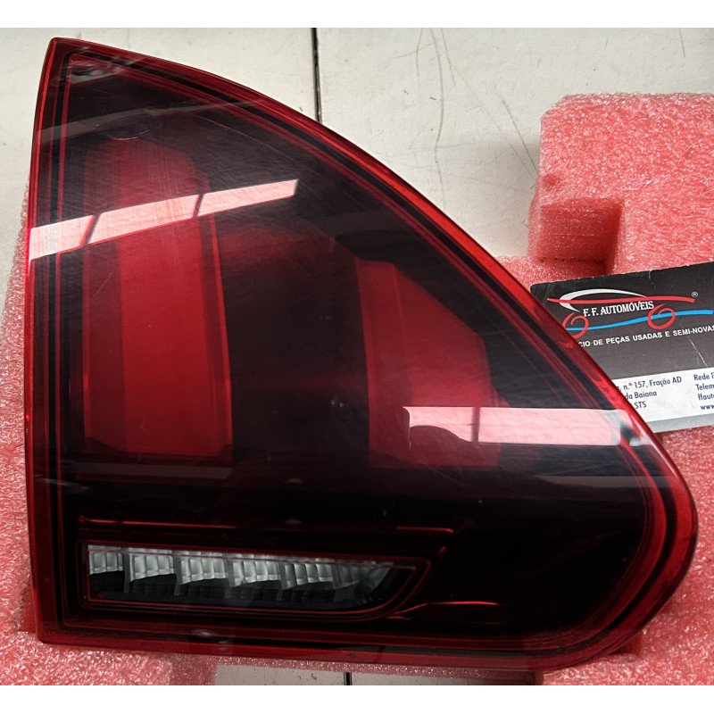 Peugeot 2008 I Farolim Esquerdo Mala