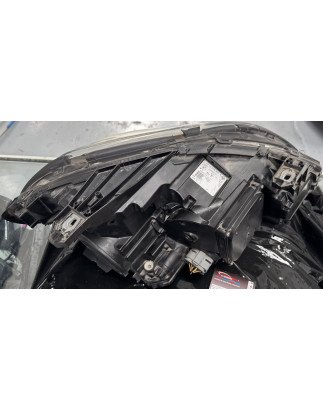 Mercedes Benz Classe B W246 Otica Esquerda