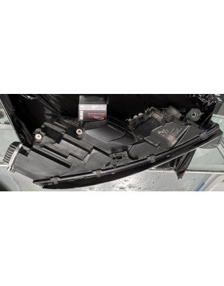 Audi A4 S4 RS4 B9 Otica Direita
