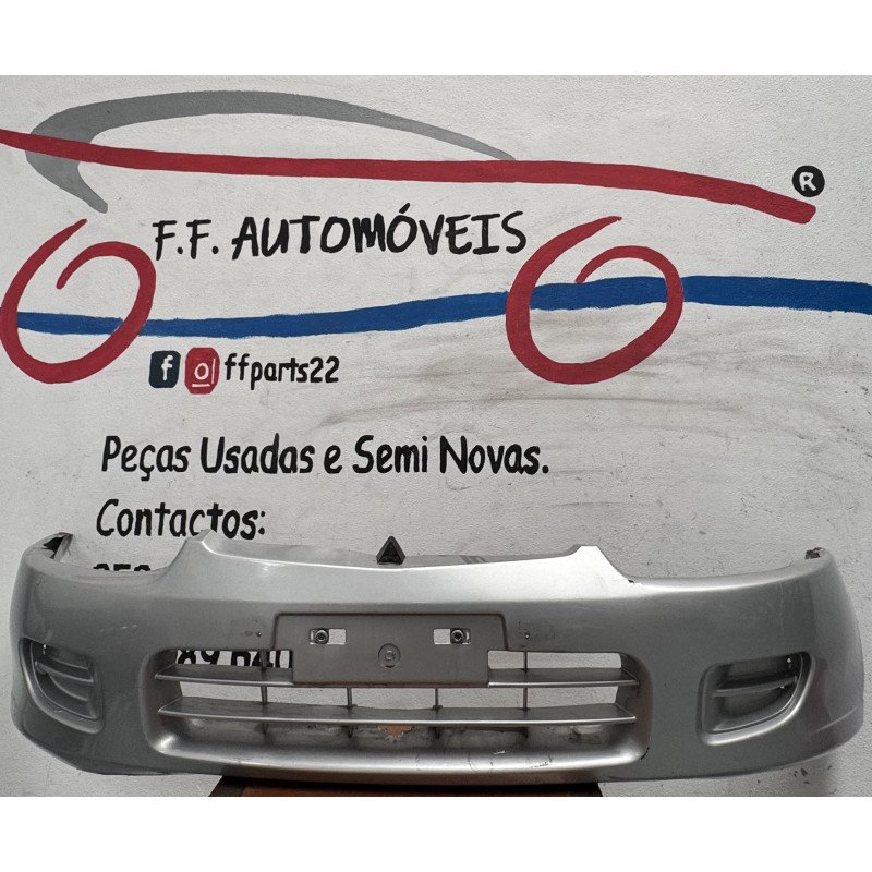Mitsubishi Colt V Parachoques Frente
