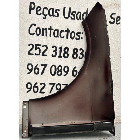 Mercedes Benz Classe E W212 Guarda Lamas Direito