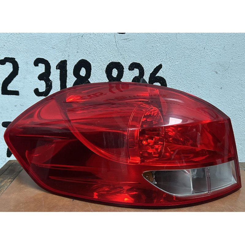 Renault Clio III Grandtour Farolim Esquerdo