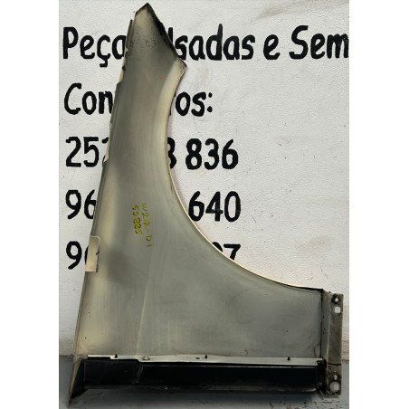 Mercedes Benz Classe E W212 Guarda Lamas Esquerdo