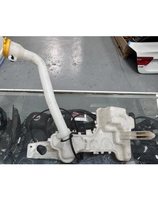 Renault Captur II Deposito Limpa Vidros
