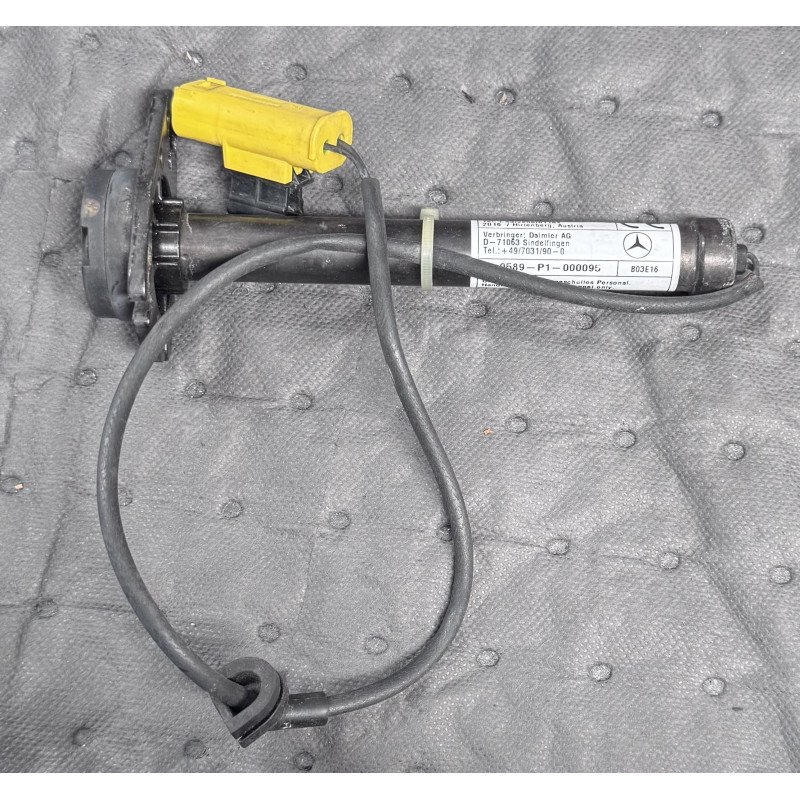 Mercedes Benz W176 / W213 / BMW Serie 1 / Serie 3 / F34 / Serie 5 F10 / F11 Pirotecnico Capo