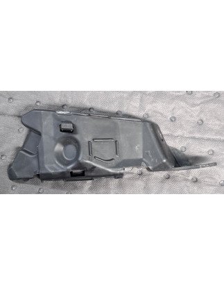 Seat Ibiza 6J / 6P / 6F / Seat Leon 1P / 5F Suporte / Guia Parachoques Traseiro / Frente