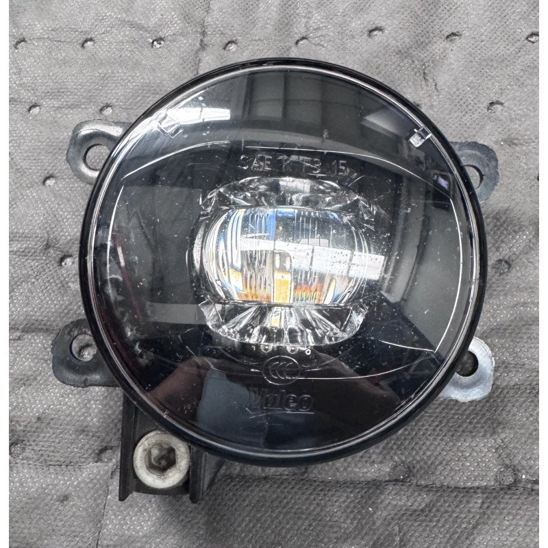 Renault Captur I / Clio IV Farol Nevoeiro Esquerdo
