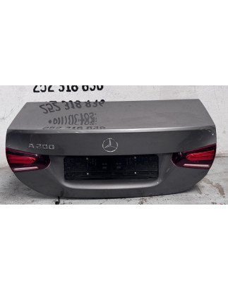 Mercedes Benz Classe A Sedan / Limousine W177 Tampa Mala