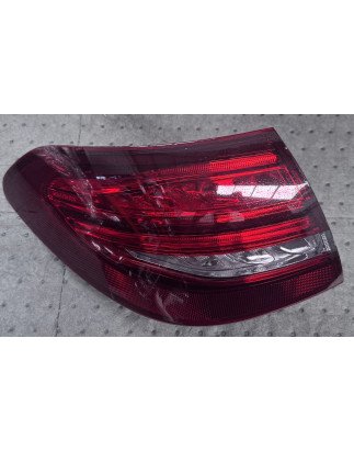 Mercedes Benz W205 Farolim Esquerdo