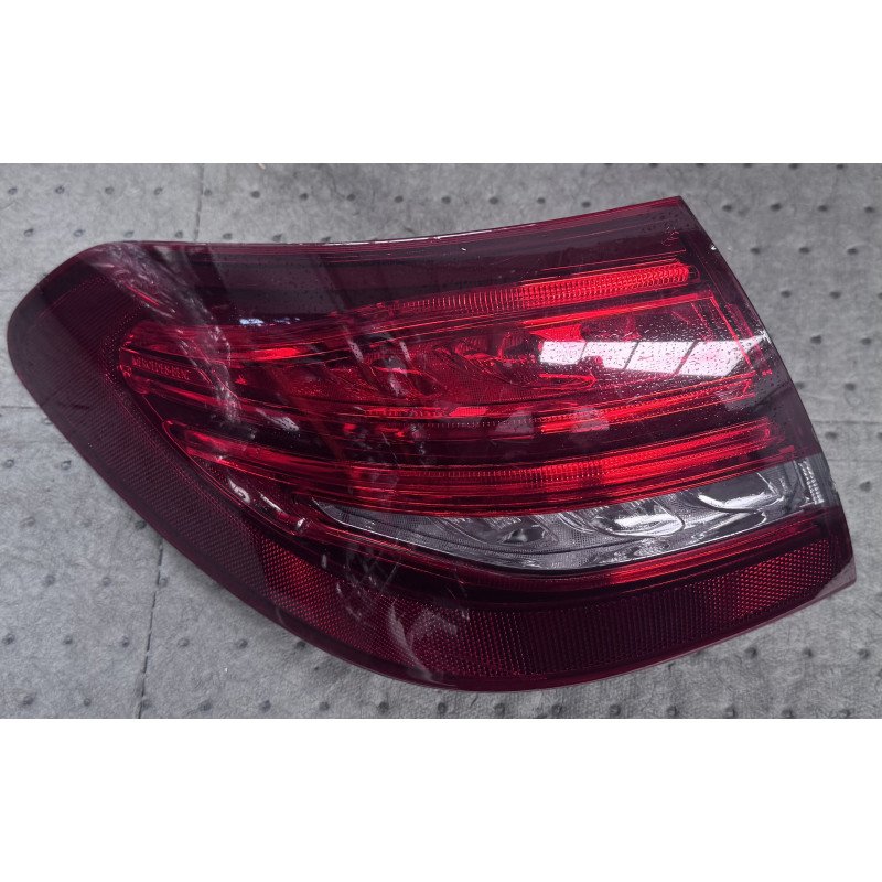 Mercedes Benz W205 Farolim Esquerdo