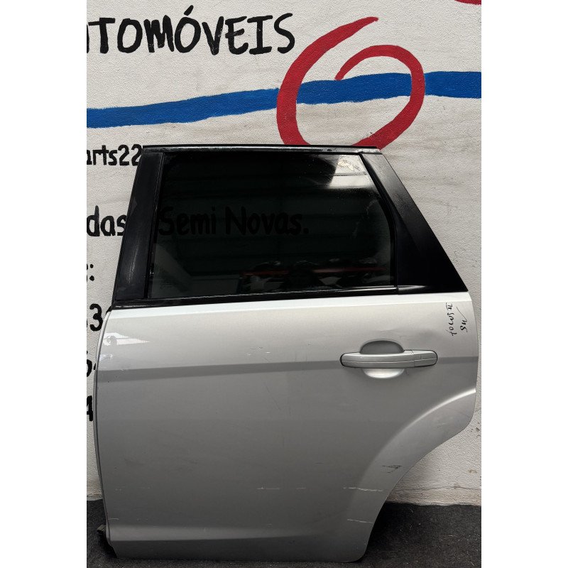 Porta Trás Esquerda	Ford Focus II Turnier